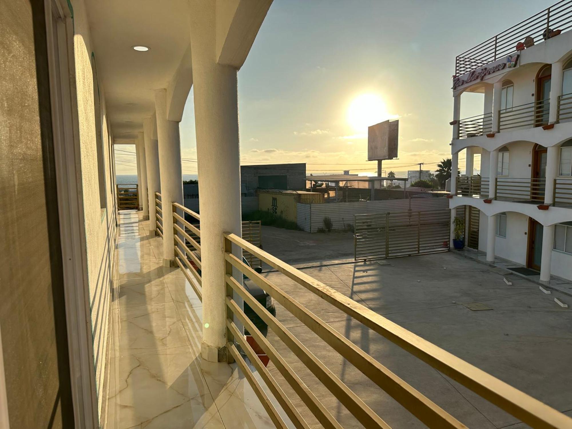 Las Mariposas Mini Suites โรซาริโต ภายนอก รูปภาพ
